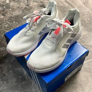 Addidas edge bounce tennis shoes